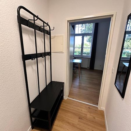 Zentrales Apartment Mit Parkplatz 霍根海姆 外观 照片